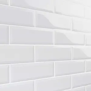 Top Ceramics White Bevelled Satin Metro Ceramic Wall Tile (L)300mm x (W)100mm Each box 0.84sqm