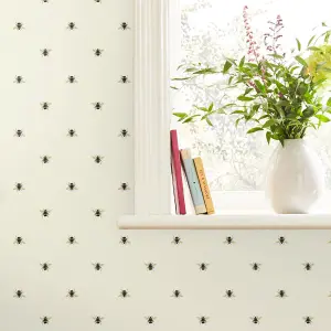 Joules Cream Bee Smooth Wallpaper Sample