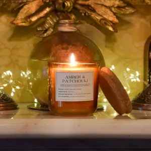 Apothecary Amber & Patchouli Medium Jar candle