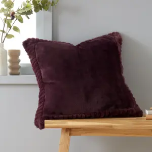 Catherine Lansfield Velvet and Faux Fur 55x55cm Cushion Plum