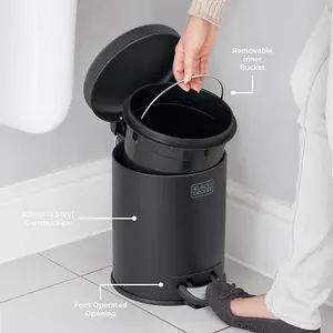 BLACK+DECKER 61349 5L Matt Black Dome Shaped Pedal Bin With Soft Close Lid