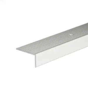 Anodised aluminium anti non slip stair edge nosing trim 900mm x 20mm x 40mm A33 silver