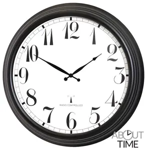 Large Black Outdoor garden Wall Clock 57cm Perfect Time Radio Controlled