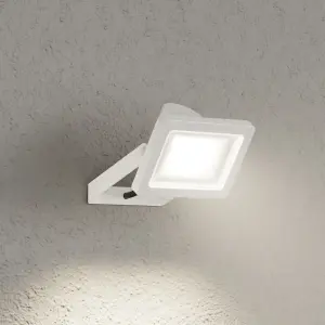 GoodHome Lucan AFD1017-NW White Mains-powered Cool white LED Without sensor Floodlight 1000lm