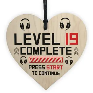 Red Ocean 19th Birthday Gamer Gift Wooden Heart Novelty 19th Birthday Gifts For Son Brother