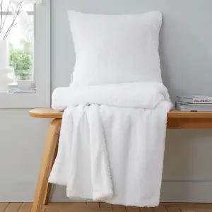 Catherine Lansfield Cosy Glamour Fur 130x170 cm Blanket Throw White