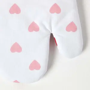 Homescapes Red Hearts Cotton Oven Glove