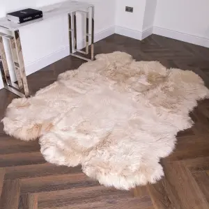 6 Pelt Beige Sheepskin Rug - Large