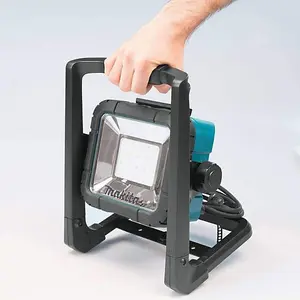 Makita DML805 18v / 14.4v / 240v LXT Li-Ion LED Work Light Site Light Lithium