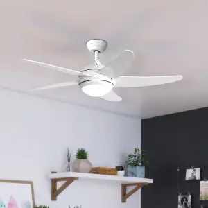 White 5 Blade Ceiling Fan Light with  Remote Control 52 Inch