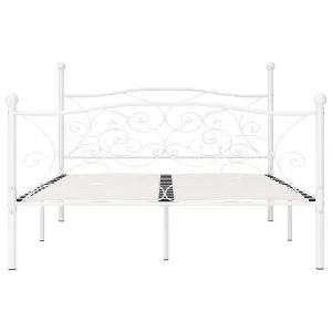 Berkfield Bed Frame with Slatted Base White Metal 140x200 cm