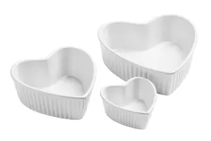 Essentials by Premier Set Of Four Amour Heart Shape White Dishes