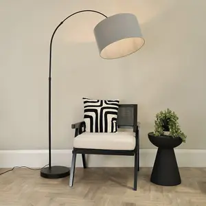 ValueLights Louis Black Arched Curved Floor Lamp with Grey Fabric Drum Lamp Shade and LED Bulb