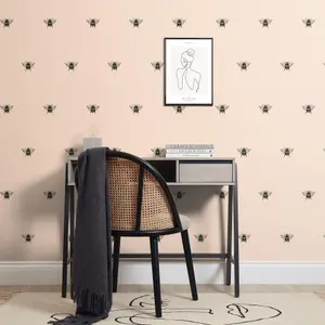 Luxe Bee Wallpaper In Bright Pink