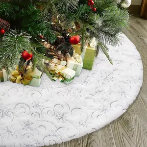 Faux Fur Tree Skirt