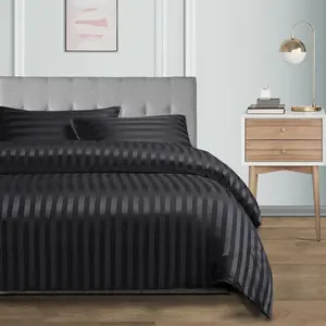 Microfibre 250 Thread Count Reversible Modern & Contemporary Reversible Duvet Cover Set Black / Single