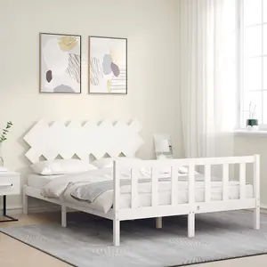 Berkfield Bed Frame with Headboard White King Size Solid Wood