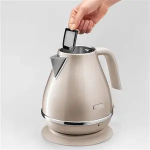 De'longhi Icona Metallics Beige Gold Kettle - Beige