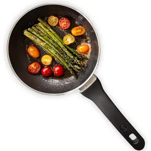 MasterChef 525503 Essential Black Frying Pan 28cm