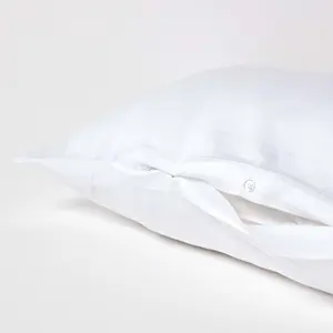 Homescapes White V Shaped Pillowcase Organic Cotton 400 Thread Count