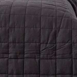 Homescapes Cotton Quilted Reversible Bedspread Black & Grey, 150 x 200 cm