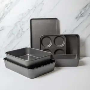 6pc Non-Stick Bakeware Set with 2x Baking Trays, Loaf Tin and Yorkshire Pudding Pan and 2x Roasting Pans