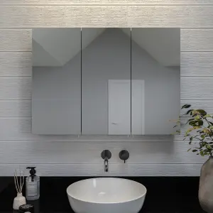 Croydex Brantley Triple Bathroom Wall cabinet With 3 mirror doors (H)660mm (W)914mm