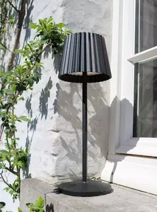 Lucide Justine Cottage Rechargeable Table lamp Outdoor - LED Dim. 2700K - IP54 - With wireless charging pad - Black