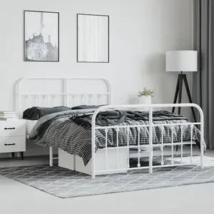 Berkfield Metal Bed Frame with Headboard and Footboard White 135x190 cm