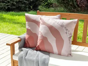 Set of 2 Outdoor Cushions CAMPEI Pink