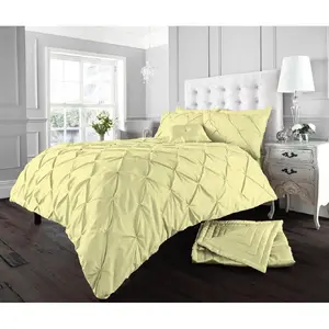 Barney Solid Colour Duvet Cover Set with Pillowcases Yellow / Double - 2 Standard Pillowcases