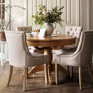 Oakland Rustic Oak 4-6 Seater Round Extending Table