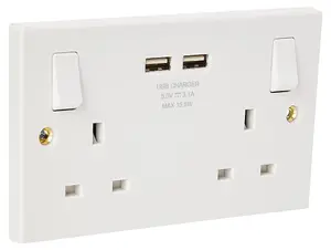 BG 922U3 Square Edge 2 Gang 13A 2 x USB-A 3.1A Switched Socket