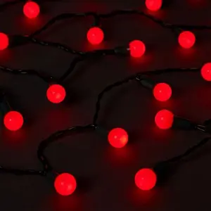 240 Red Berry Led With Timer Function String Lights With 25.12m Green Cable