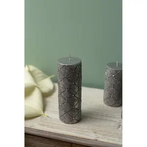 Pillar Candle 21cm H x 7cm W x 7cm D