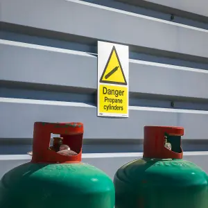 Sealey Warning Safety Sign Danger Propane Cylinders Self-Adhesive Vinyl SS62V10