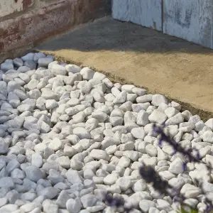 Blooma White 15-25mm Rounded pebbles