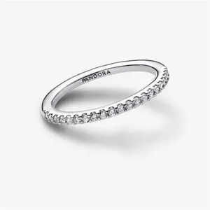 Pandora Sparkling Band Ring - Sterling Silver / Cubic Zirconia - Sz. 56