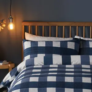 Seersucker Cotton Blend Chequered Duvet Cover Set with Pillowcases Navy / Single - 1 Standard Pillowcase