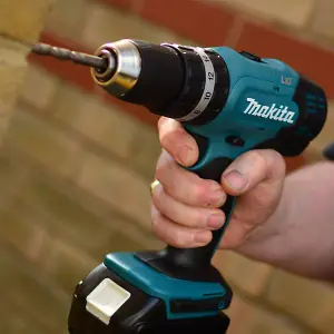 Makita DHP453RF 18v Combi Hammer Drill Includes 1 x 3.0AH Battery DHP453