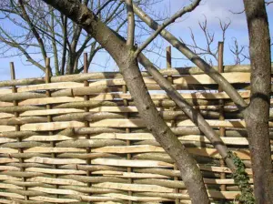 Split Hazel Hurdle Fence Panel Natural 6ft x 6ft Handwoven Weave