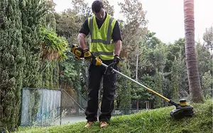 Dewalt DCM561PB 18v XR Cordless Brushless Grass Line Trimmer Split Shaft - Bare