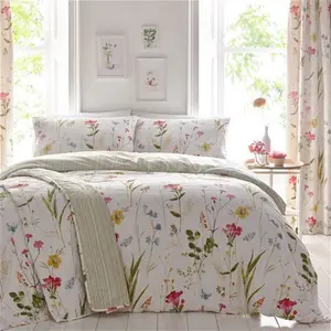 Spring Glade Polyester Floral Duvet Cover Set With Pillowcases Dreams & Drapes Colour: Red/Yellow/Green, Size: Double Duvet Cover + 2 Standard Pillowc