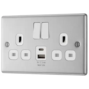 GoodHome Brushed Steel Double 13A Raised rounded Switched Screwed Socket with USB, x2 & White inserts