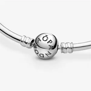 Pandora Moments Bangle - Sterling Silver - Sz. 17 cm