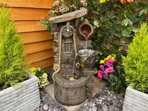 Rustic Jug Traditional Solar Water Feature