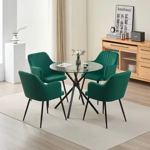 New York Dining Table with 4 Green Charlotte Velvet Chairs