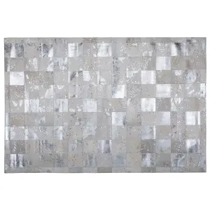 Cowhide Area Rug 140 x 200 cm Beige and Silver YAZIR