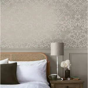 William Morris Gallery Collection Fibrous Neutral Strawberry Thief Metallic effect Smooth Wallpaper