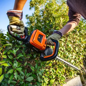 Yard Force 40V 60cm Cordless Hedge Trimmer with 60cm Cutting Length - BODY ONLY - LH G60W - GR40 Range